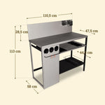 Cucina da esterno Vivaplancha in acciaio inox con alzatina da 110,5 cm, altezza totale 113 cm e profondità 58 cm, dotata di vani portaoggetti e porta-accessori.